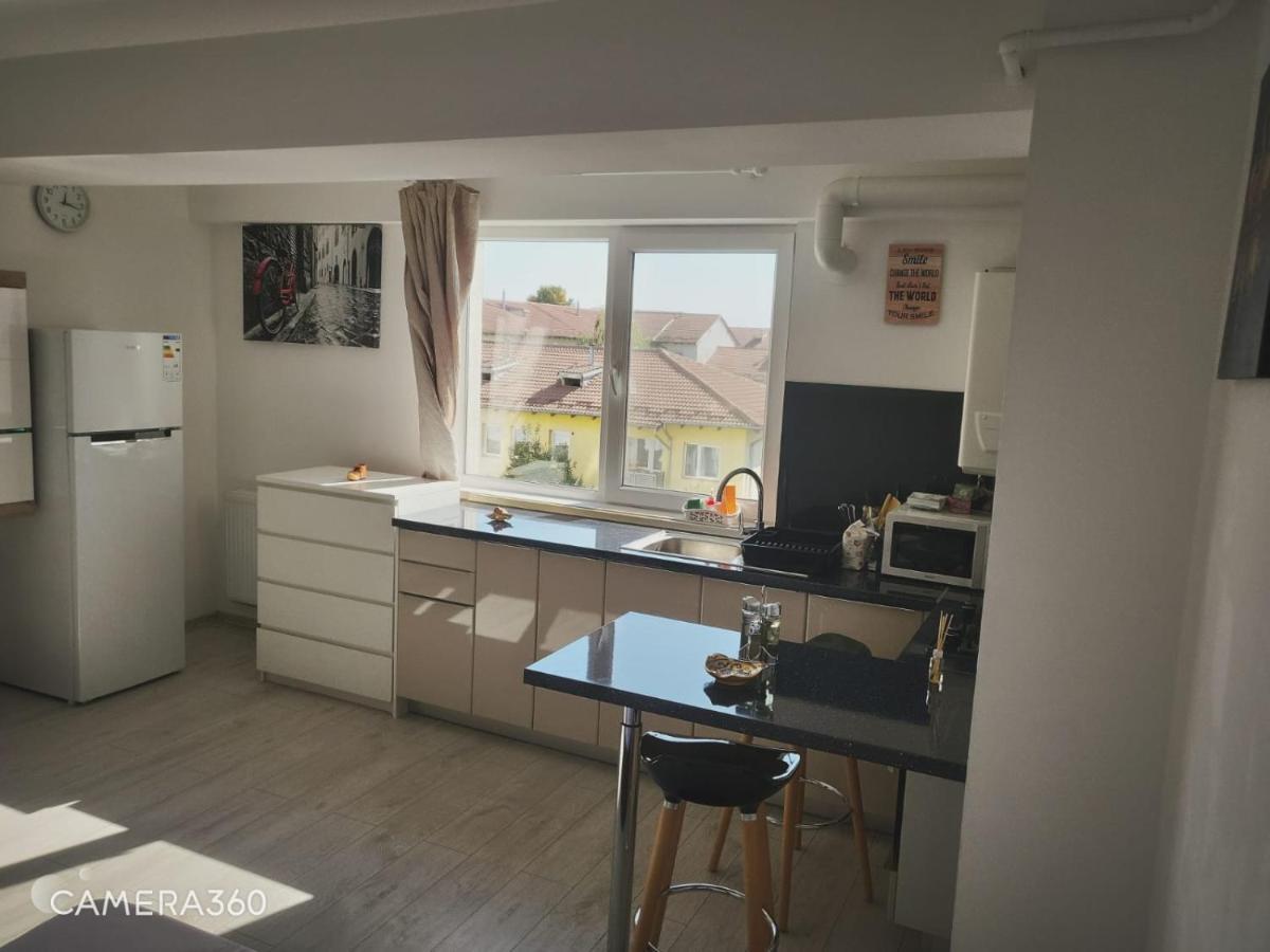 Studio 32 Bulevardul Oltenia Craiova Dış mekan fotoğraf